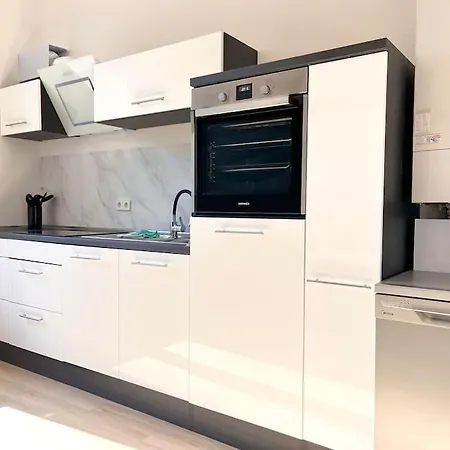 Charmanter, Gemuetlicher Altbau -zentrumsnah *