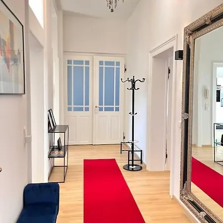 Appartement Charmanter, Gemuetlicher Altbau -zentrumsnah *