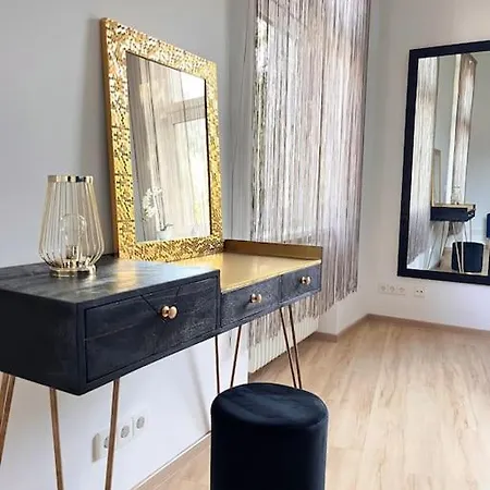 Charmanter, Gemuetlicher Altbau -zentrumsnah بادن بادن